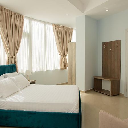 Alv Rent Rooms Vlorë Exteriér fotografie
