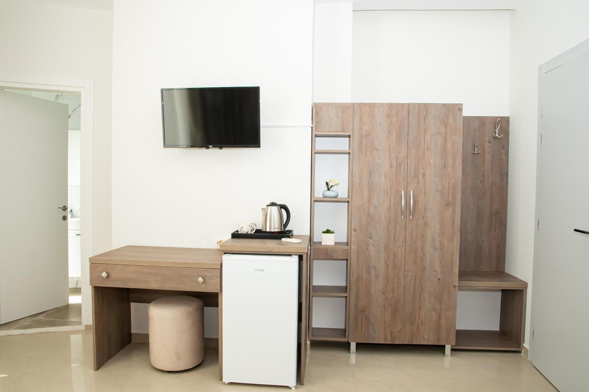 Alv Rent Rooms Vlorë Exteriér fotografie