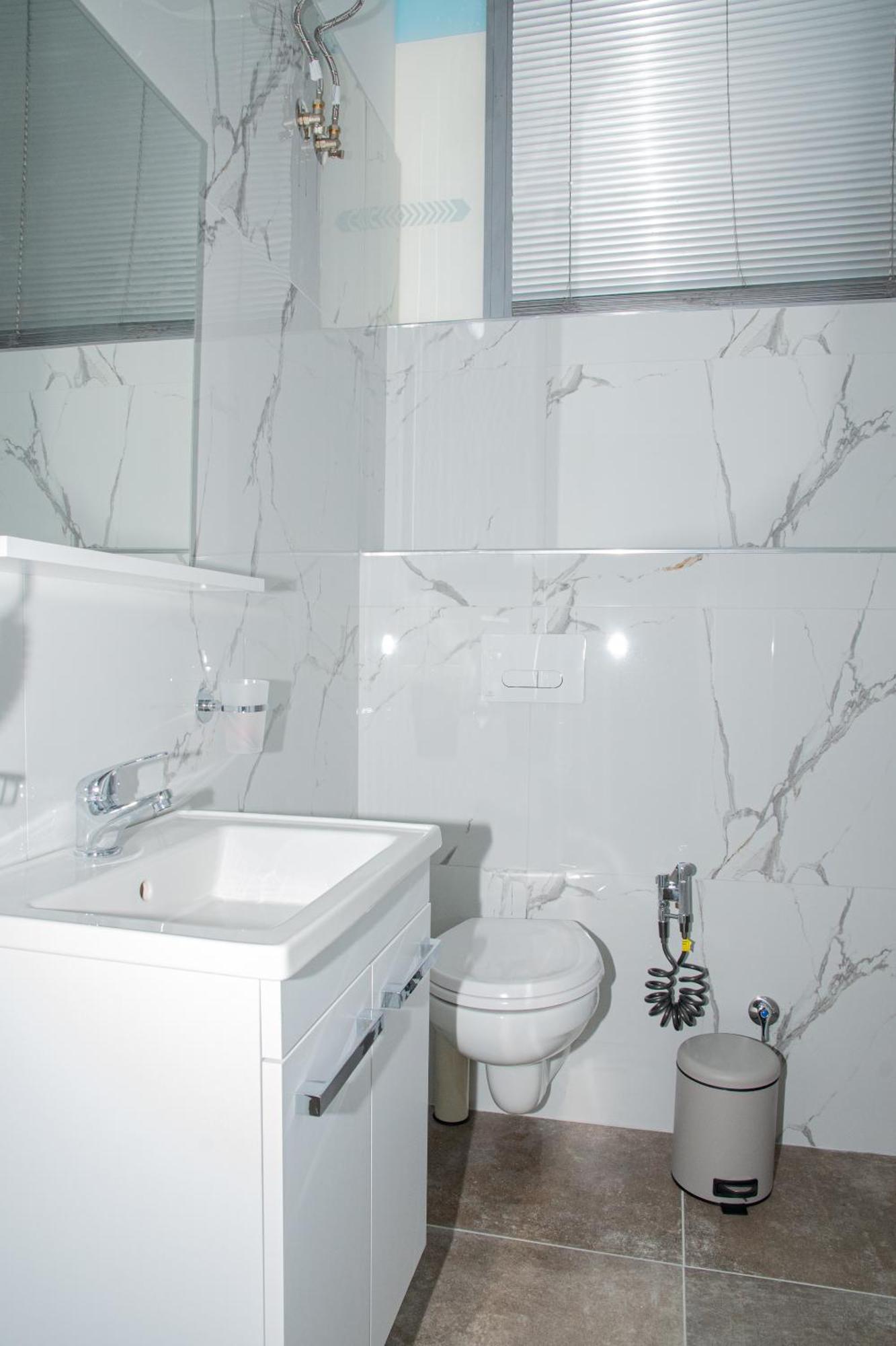 Alv Rent Rooms Vlorë Exteriér fotografie