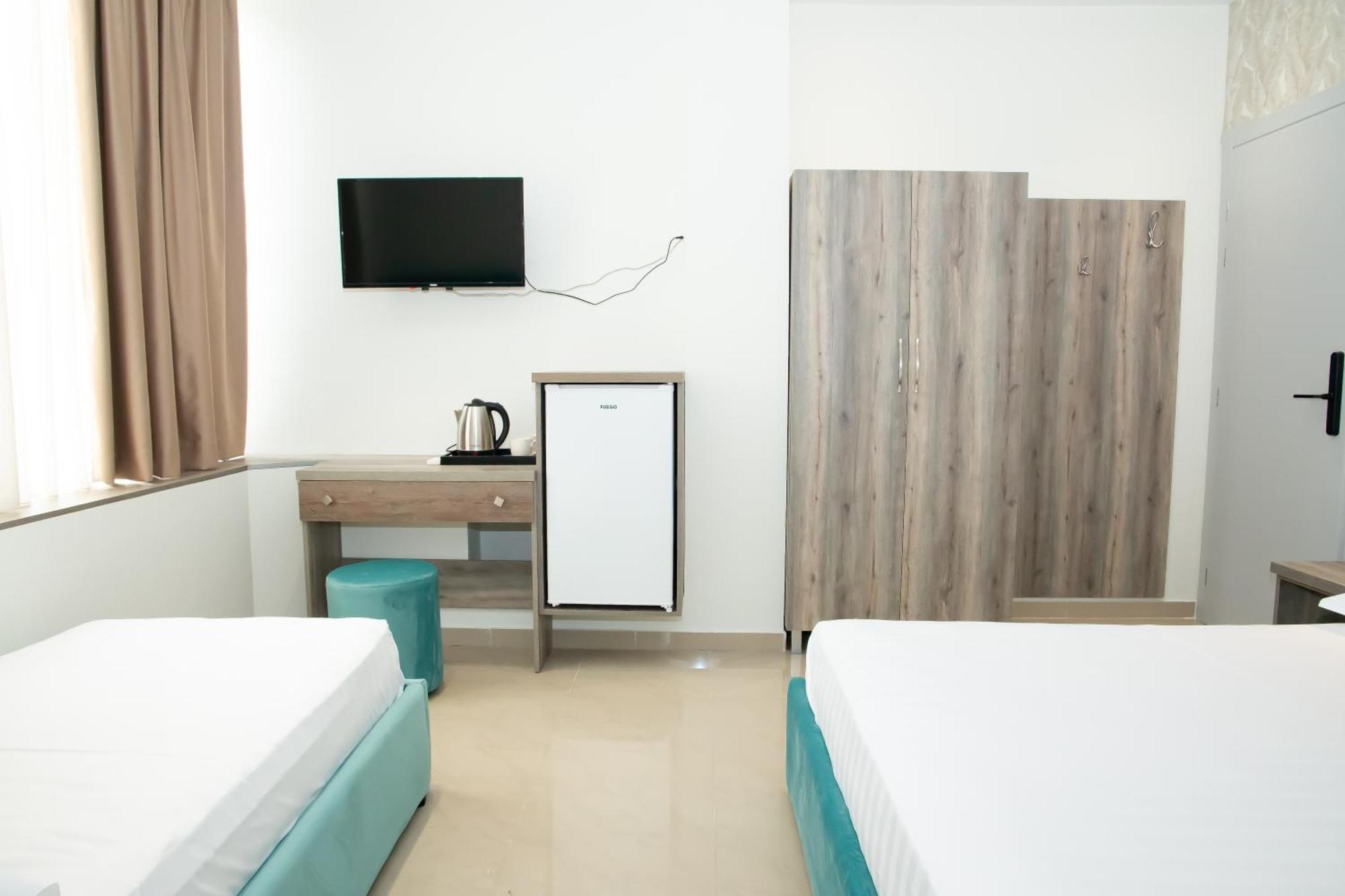 Alv Rent Rooms Vlorë Exteriér fotografie