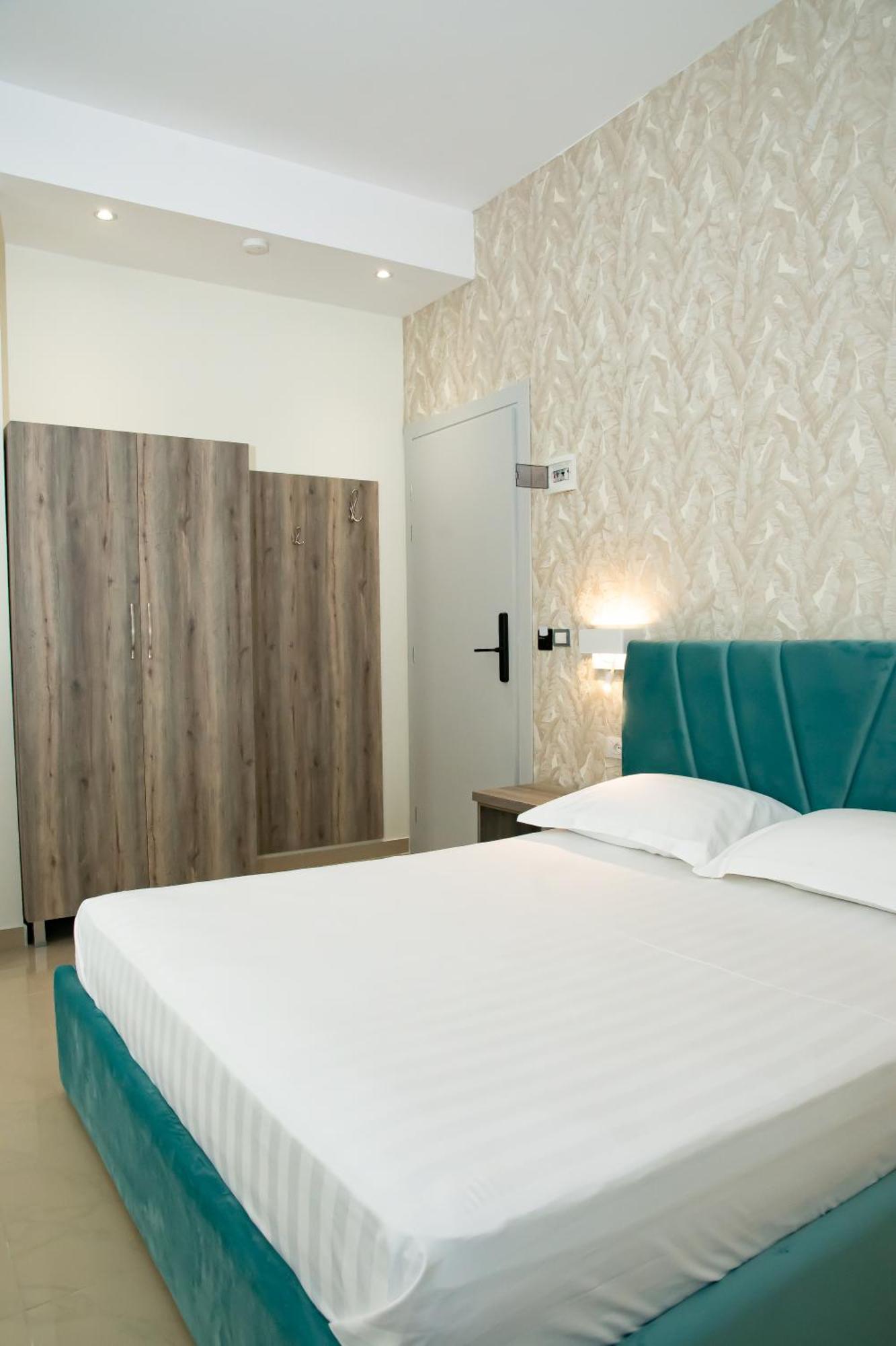 Alv Rent Rooms Vlorë Exteriér fotografie